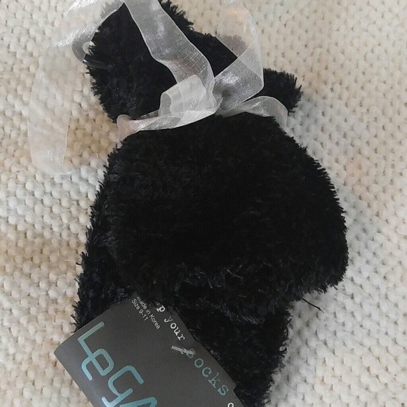 2 pairs of socks - Picture 4 of 5